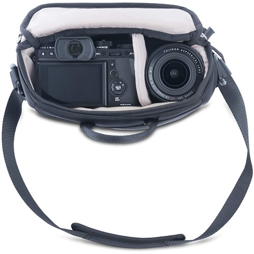 Vanguard VEO GO 24M BK Camera Bag, Black_1 - Theodist